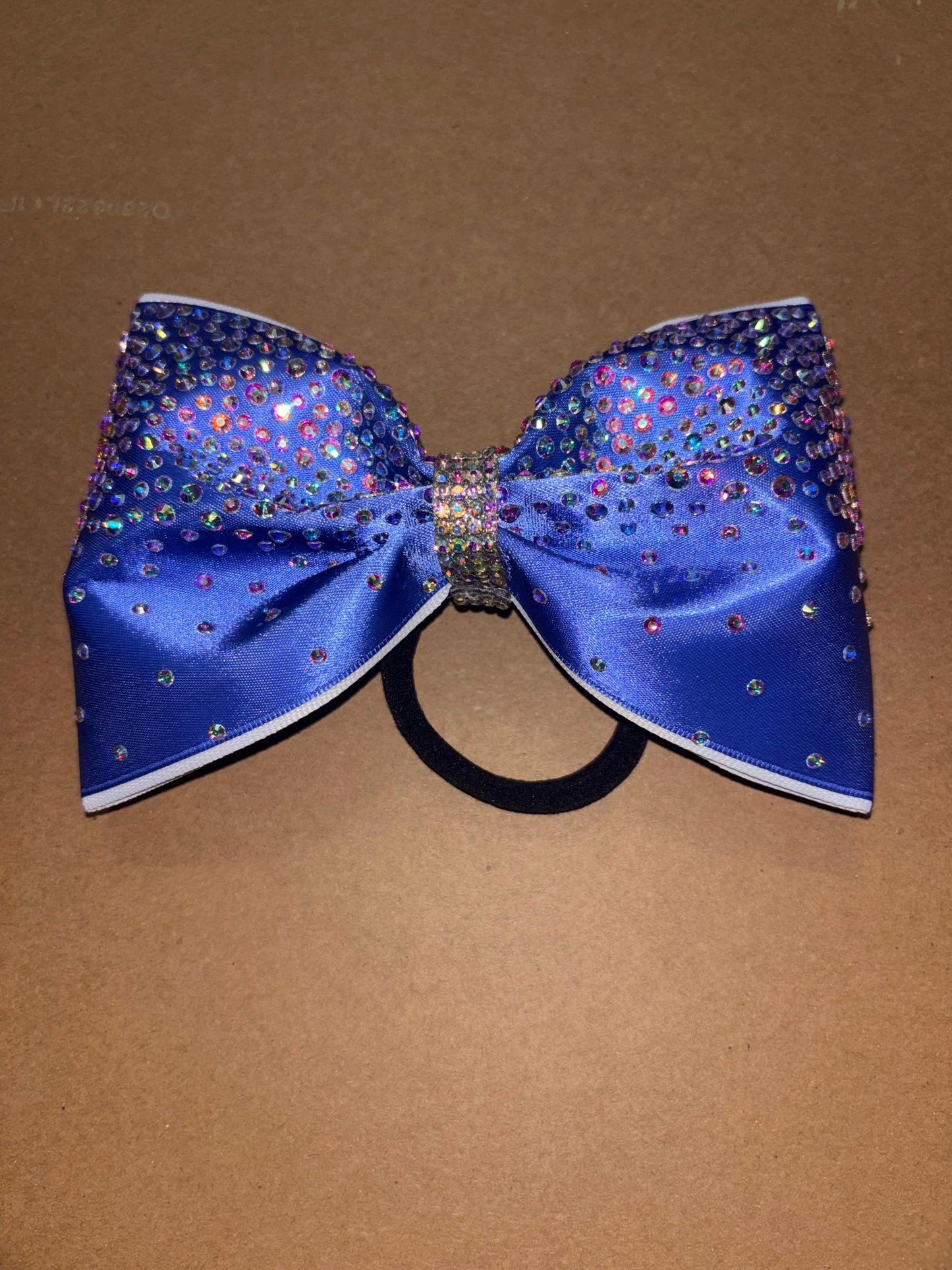 Cheer bow
